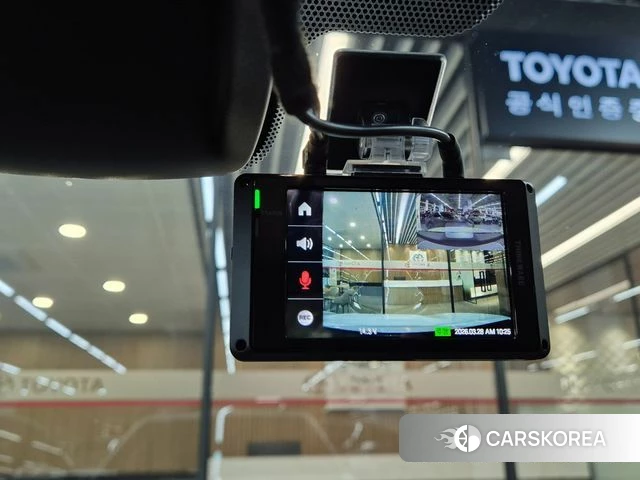 Toyota Camry (XV70) id 3858667 из Кореи 8