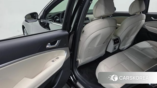 Genesis The New G70 id 3952858 из Кореи 8