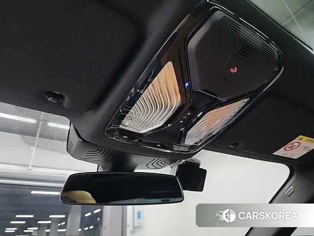 BMW 5 Series (G30) id 3427167 из Кореи 8