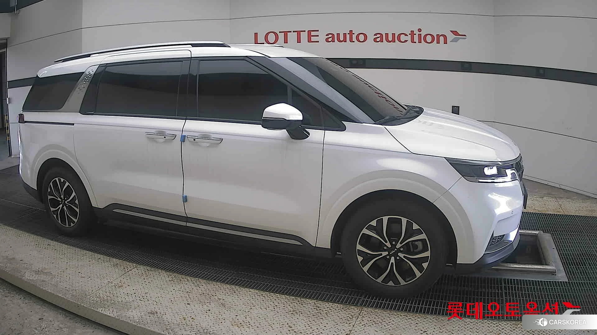 Kia Carnival id 4674159 из Кореи 8