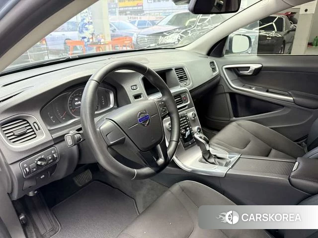 Volvo S60 id 4209017 из Китая 8