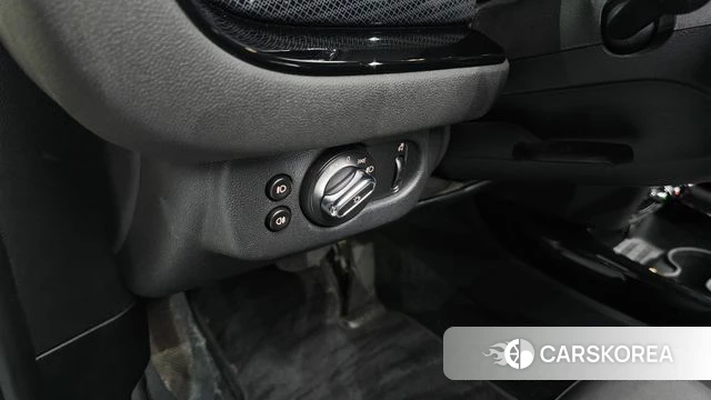 Mini Cooper Clubman id 4429170 из Кореи 8