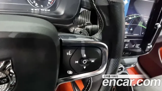 Volvo XC40 id 2849858 из Кореи 8