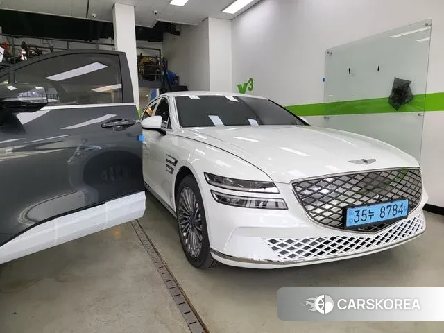 Genesis Electrified G80 (RG3) id 3041872 из Кореи 8