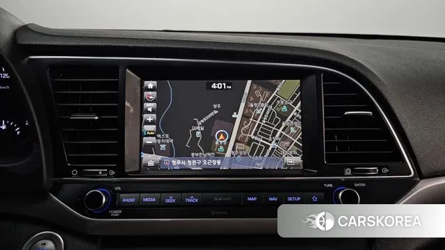 Hyundai Avante AD id 3687669 из Кореи 8