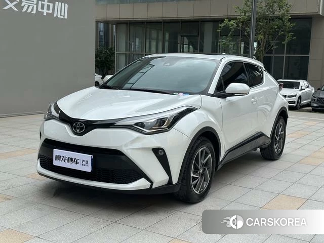 Toyota C-HR id 4368350 из Китая 8