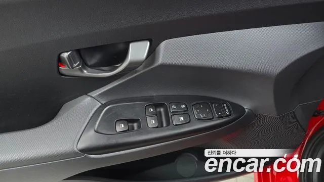 Hyundai Veloster (JS) id 2484822 из Кореи 8