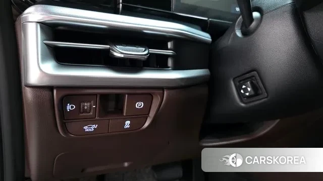 Hyundai Grandeur (GN7) id 3758798 из Кореи 8