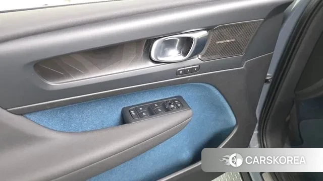 Volvo C40 Richards id 3053147 из Кореи 8