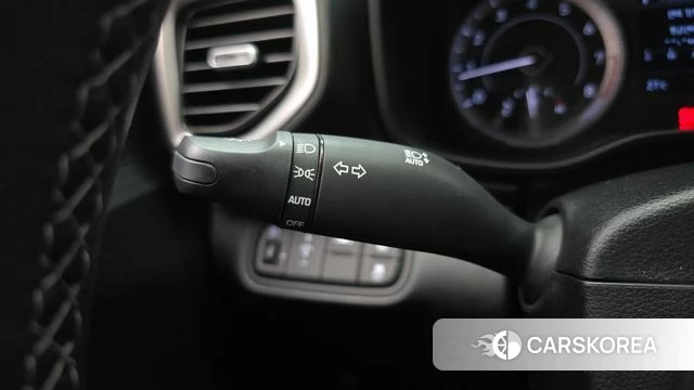 Hyundai Venue id 4409106 из Кореи 8