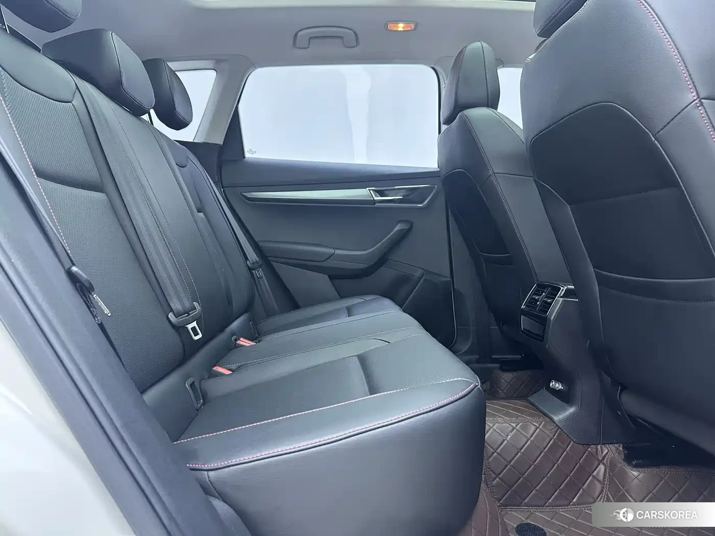 Skoda Krok id 4578176 из Китая 8