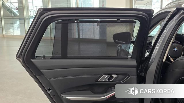 BMW 3 Series (G20) id 3884256 из Кореи 8