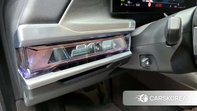 BMW 7 Series (G70) id 3544945 из Кореи 8