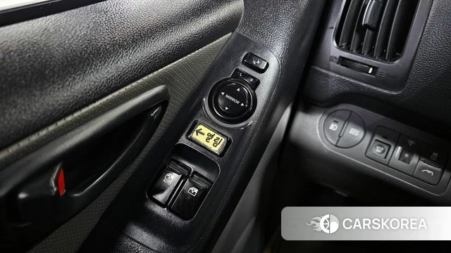 Hyundai The New Grand Starex id 3845436 из Кореи 8