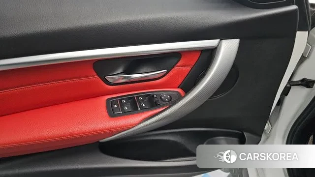 BMW 3 Series (F30) id 3499901 из Кореи 8