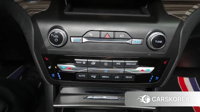 Ford Explorer 6th Generation id 4402935 из Кореи 8