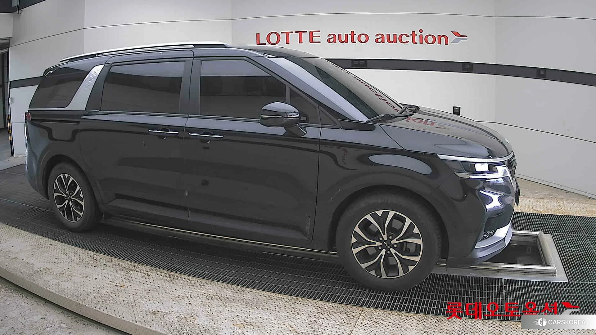 Kia Carnival id 4347364 из Кореи 8