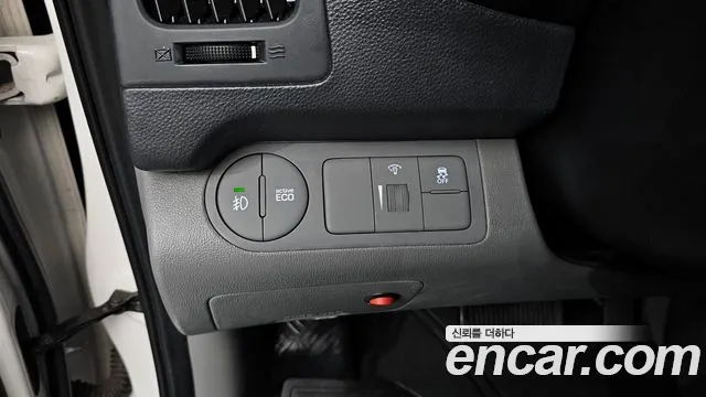 Hyundai The New Grand Starex id 2833549 из Кореи 8