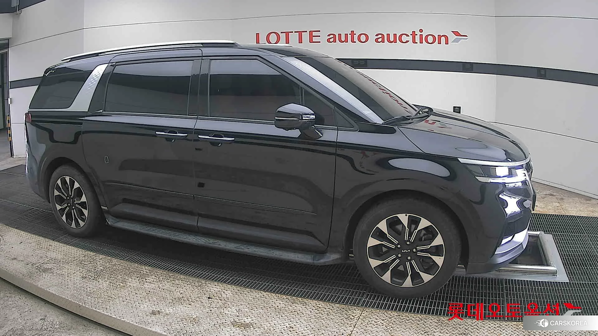 Kia Carnival id 3888397 из Кореи 8