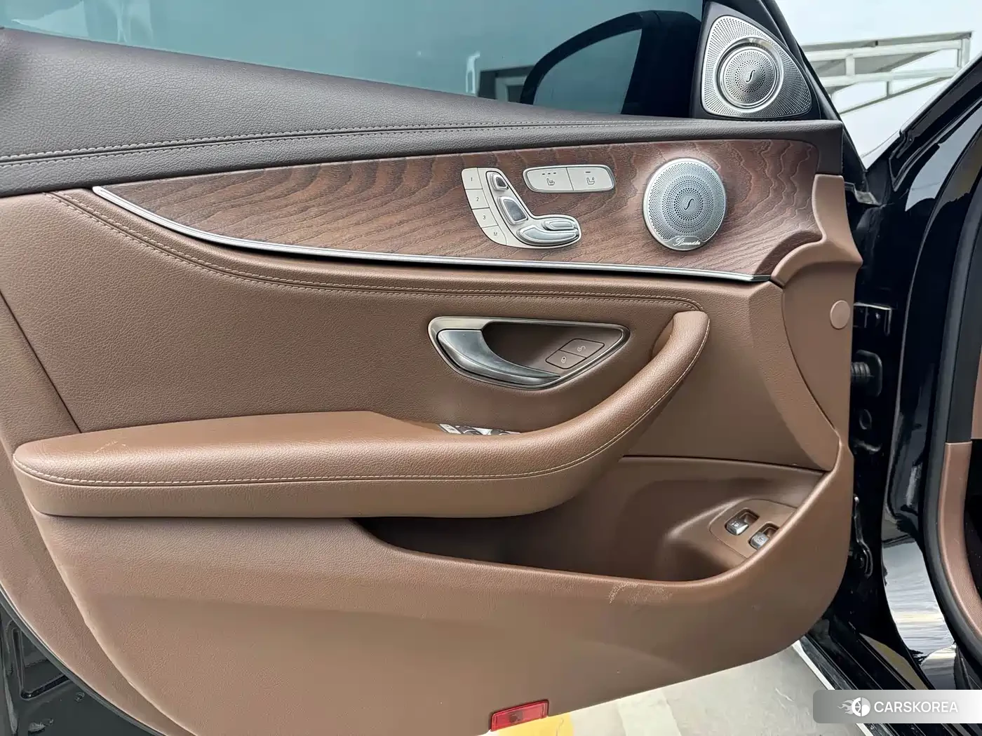Mercedes-Benz E-class New Energy id 4576768 из Китая 8