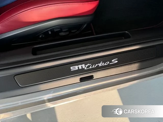 Porsche 911(992) id 3393959 из Кореи 8