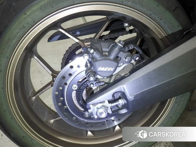 Проданный Honda CB650R E-CLUTCH id 3996927 из Японии, фото 8