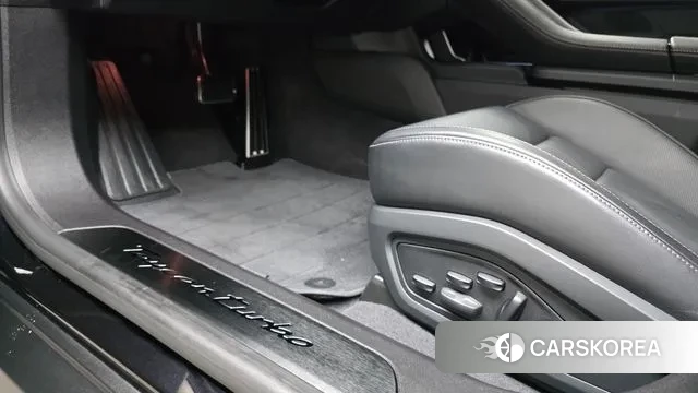 Porsche Taycan id 3471911 из Кореи 8