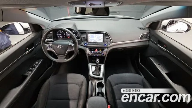 Hyundai Avante AD id 2692204 из Кореи 8