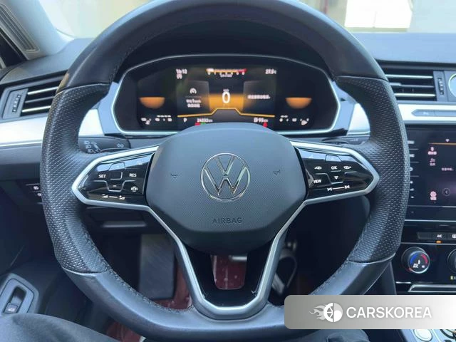 Volkswagen Magotan id 4393375 из Китая 8