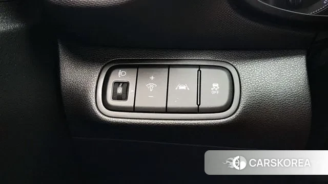 Hyundai Venue id 3038952 из Кореи 8