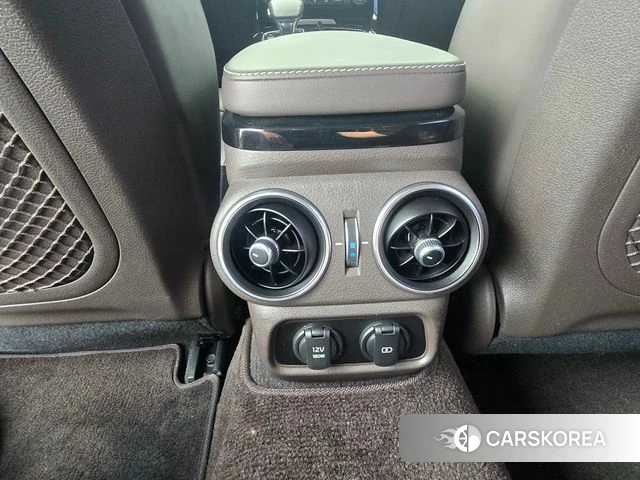 Kia Stinger id 4465639 из Кореи 8