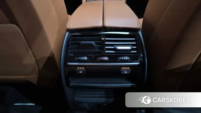 BMW 5 Series (G30) id 3345414 из Кореи 8