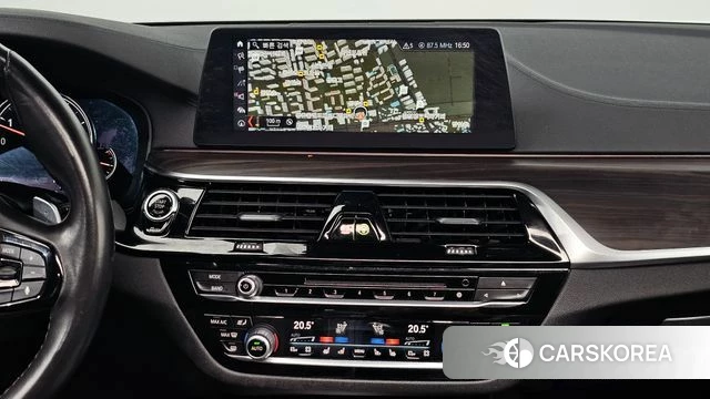 BMW 5 Series (G30) id 4924144 из Кореи 8