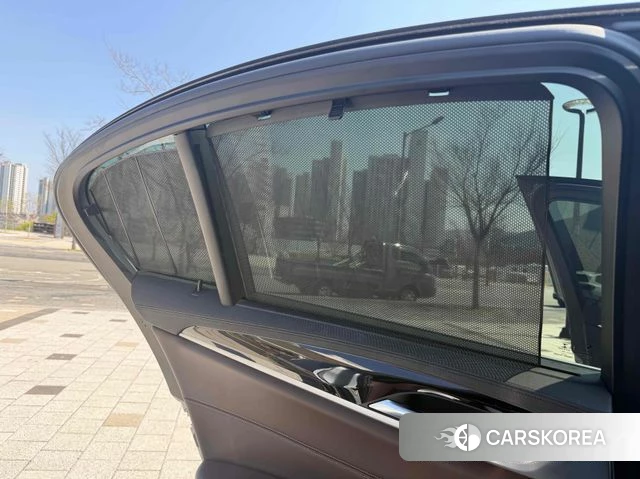 BMW 5 Series (G30) id 3879745 из Кореи 8