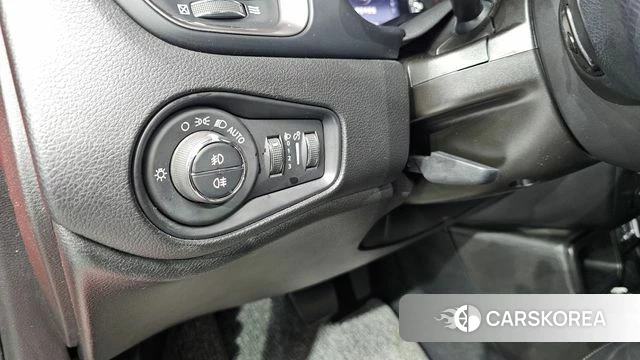 Jeep Renegade id 4250644 из Кореи 8