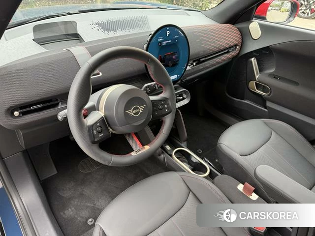 MINI Electric JCW ACEMAN id 3926879 из Китая 8