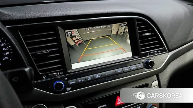 Hyundai Avante AD id 4311009 из Кореи 8