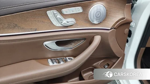 Mercedes-Benz E-Class W213 id 3494205 из Кореи 8