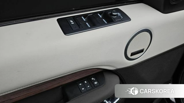 Land Rover Discovery 5 id 3905272 из Кореи 8