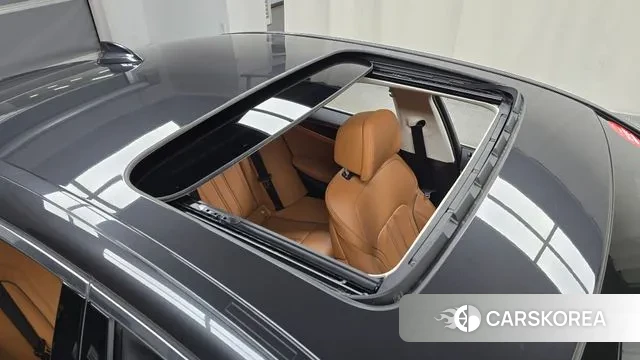 BMW 5 Series (G30) id 3646470 из Кореи 8