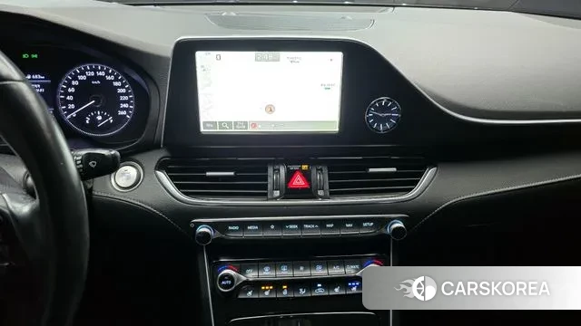 Hyundai Grandeur IG id 3622219 из Кореи 8