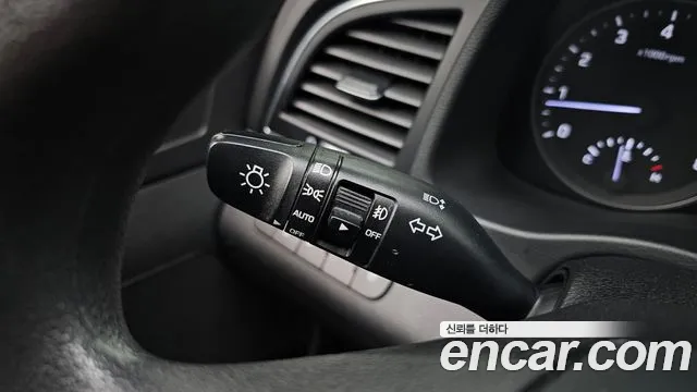 Hyundai Avante AD id 2827501 из Кореи 8