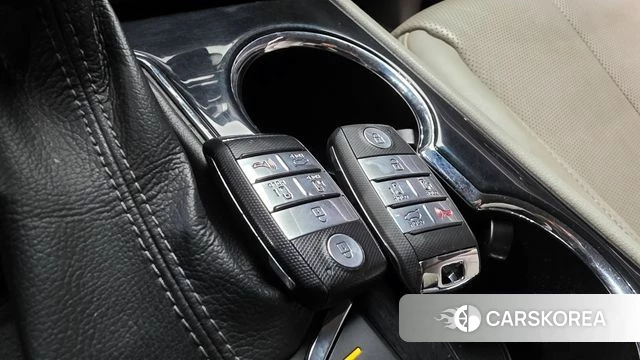 Kia The New Carnival id 4937656 из Кореи 8