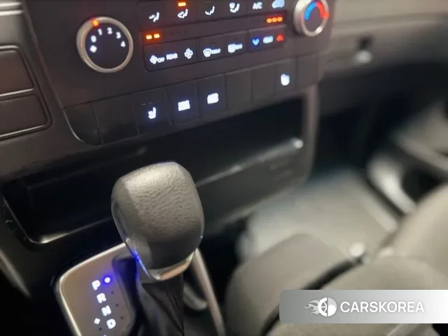 Hyundai Staria id 3644095 из Кореи 8