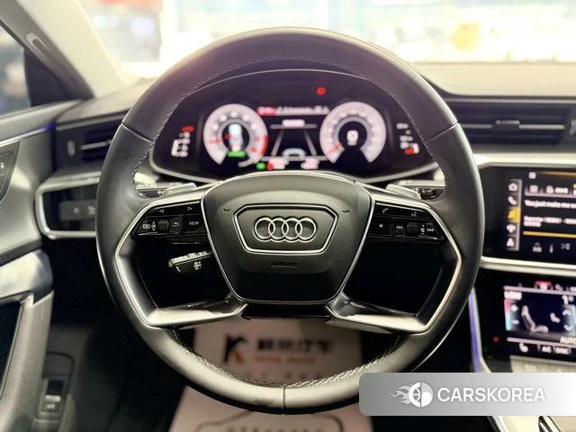 Audi A7L id 4259066 из Китая 8