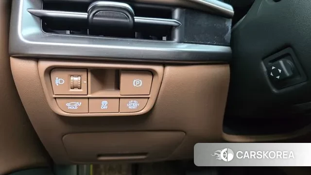 Hyundai Grandeur Hybrid (GN7) id 2939256 из Кореи 8