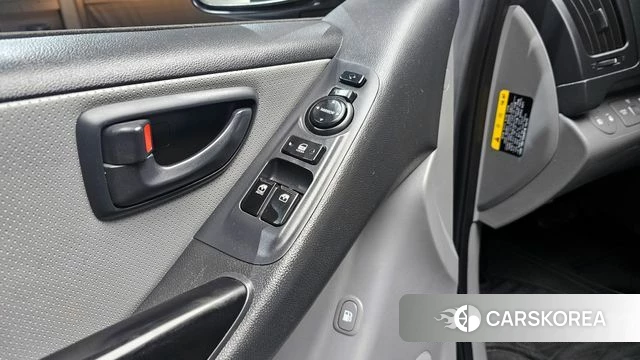 Hyundai The New Grand Starex id 3828804 из Кореи 8