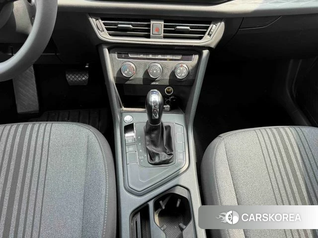 Volkswagen Tuyue id 4273321 из Китая 8