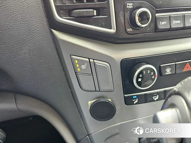 Hyundai The New Grand Starex id 4546897 из Кореи 8