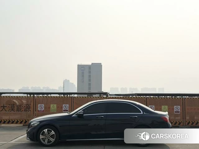 Mercedes-Benz Class C id 3858029 из Китая 8
